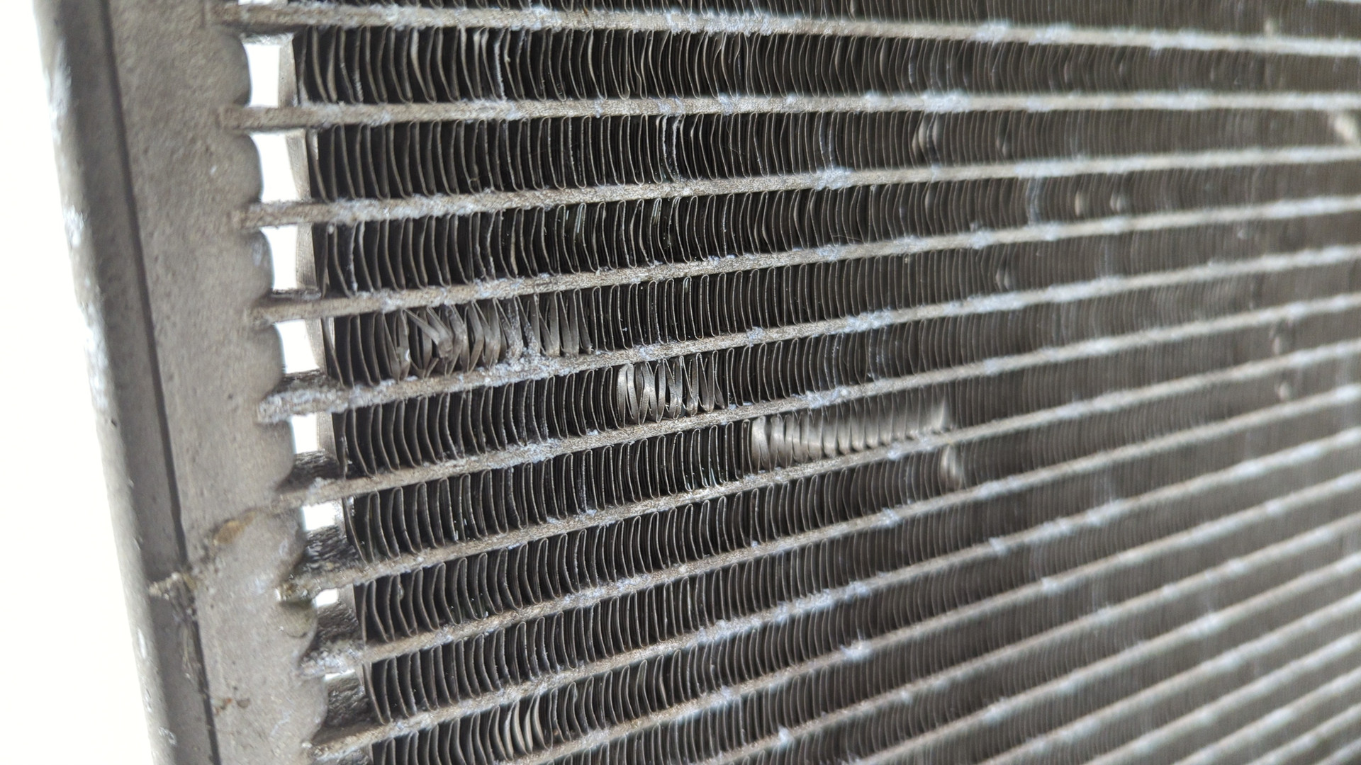 Радиатор кондиционера / конденсер