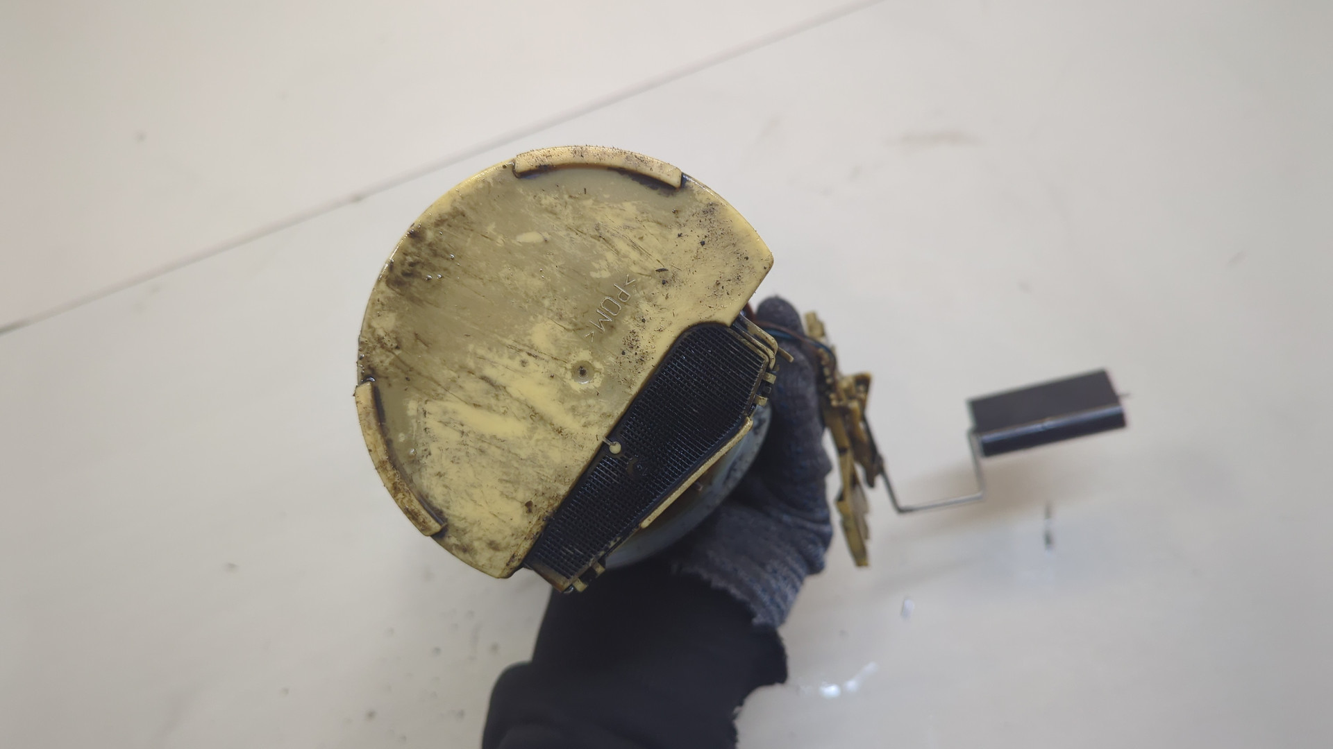 Насос топливный электрический