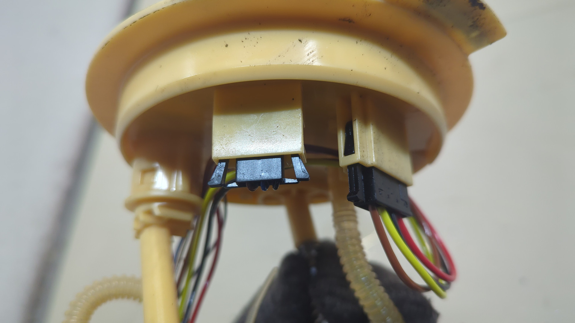 Насос топливный электрический