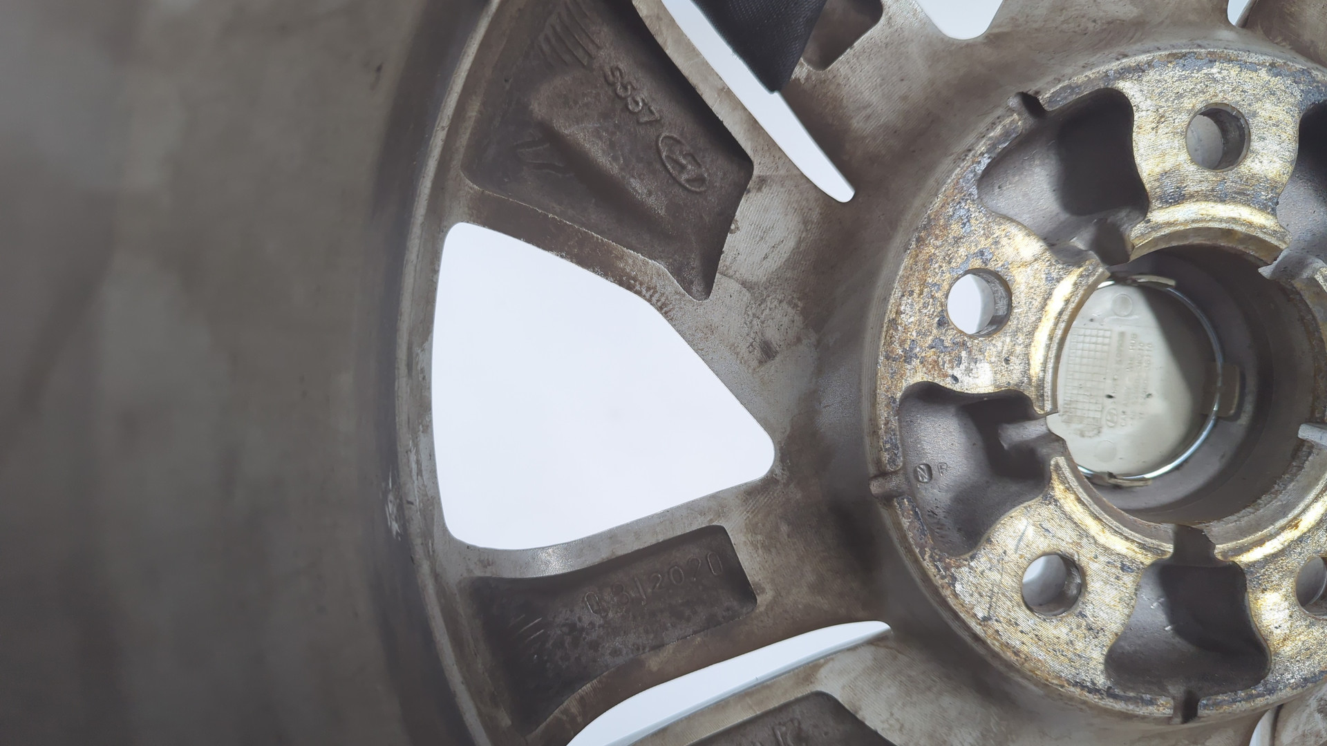 Диск колесный литой легкий сплав