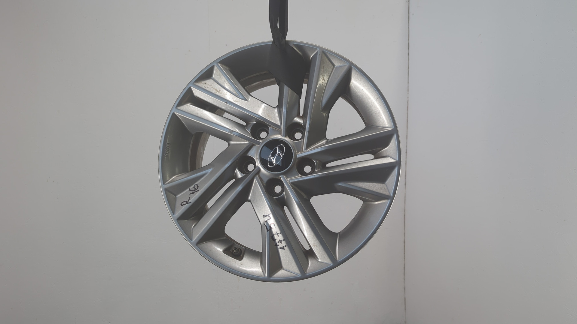 Диск колесный литой легкий сплав