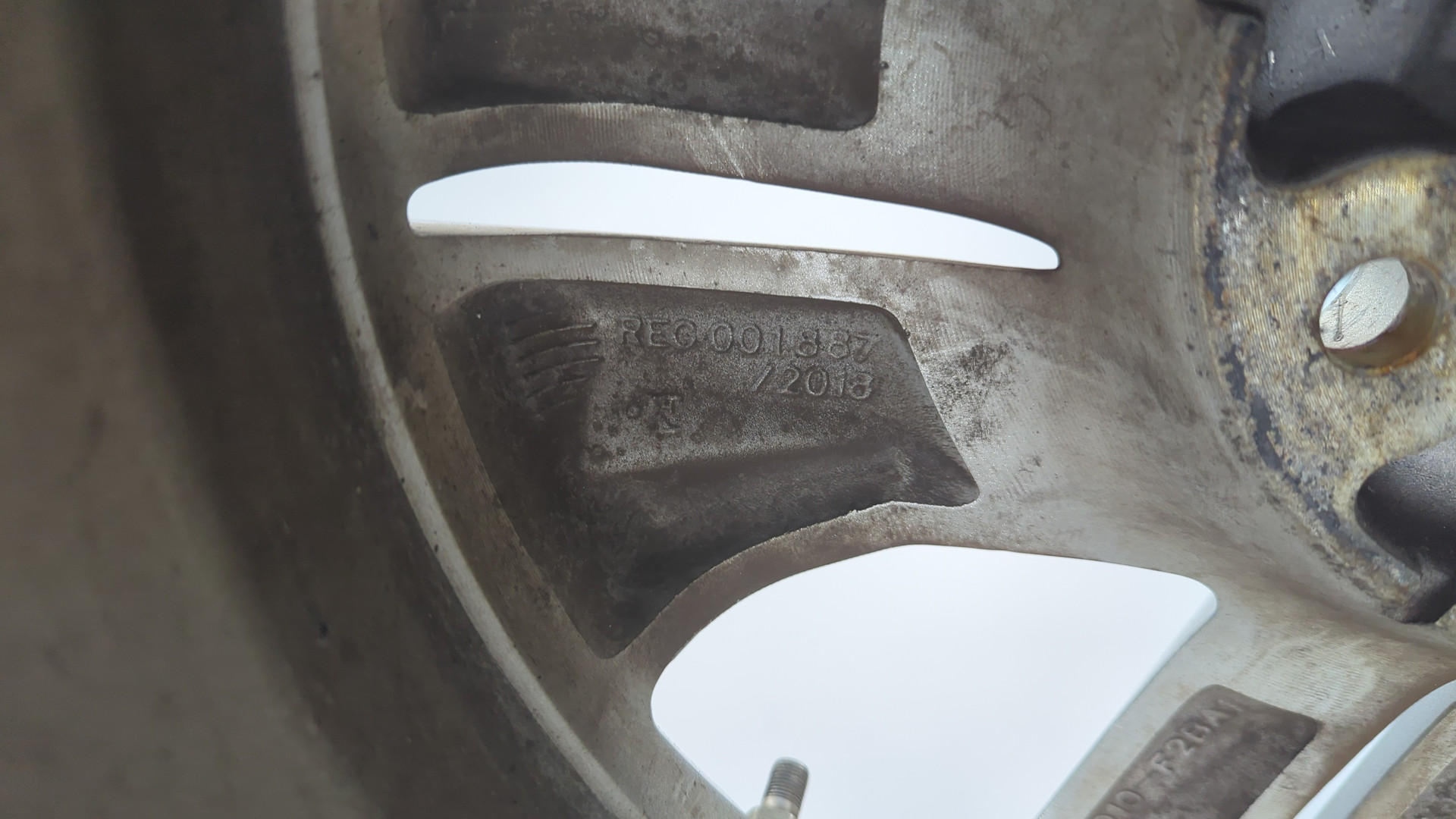 Диск колесный литой легкий сплав