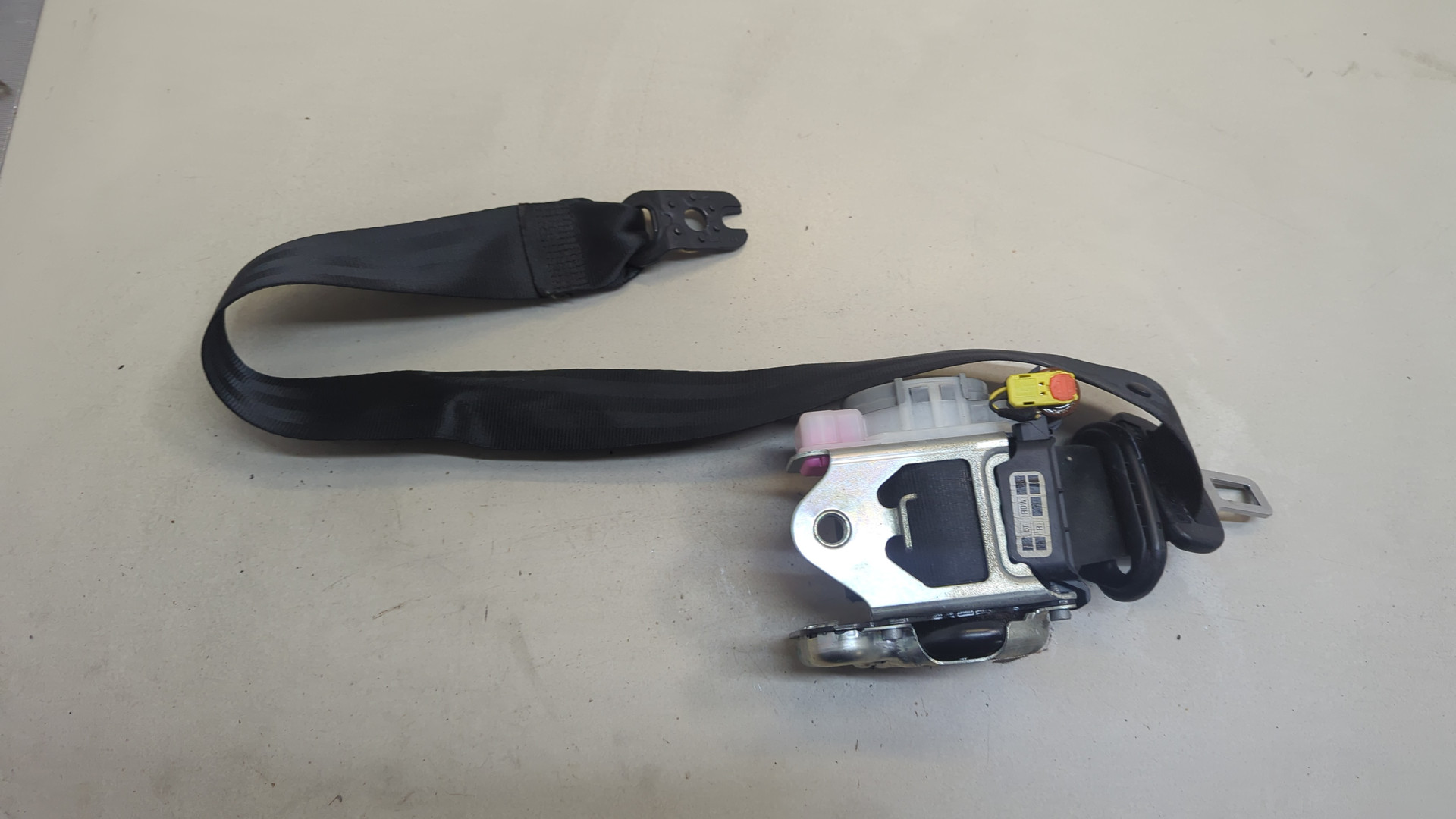 Ремень безопасности