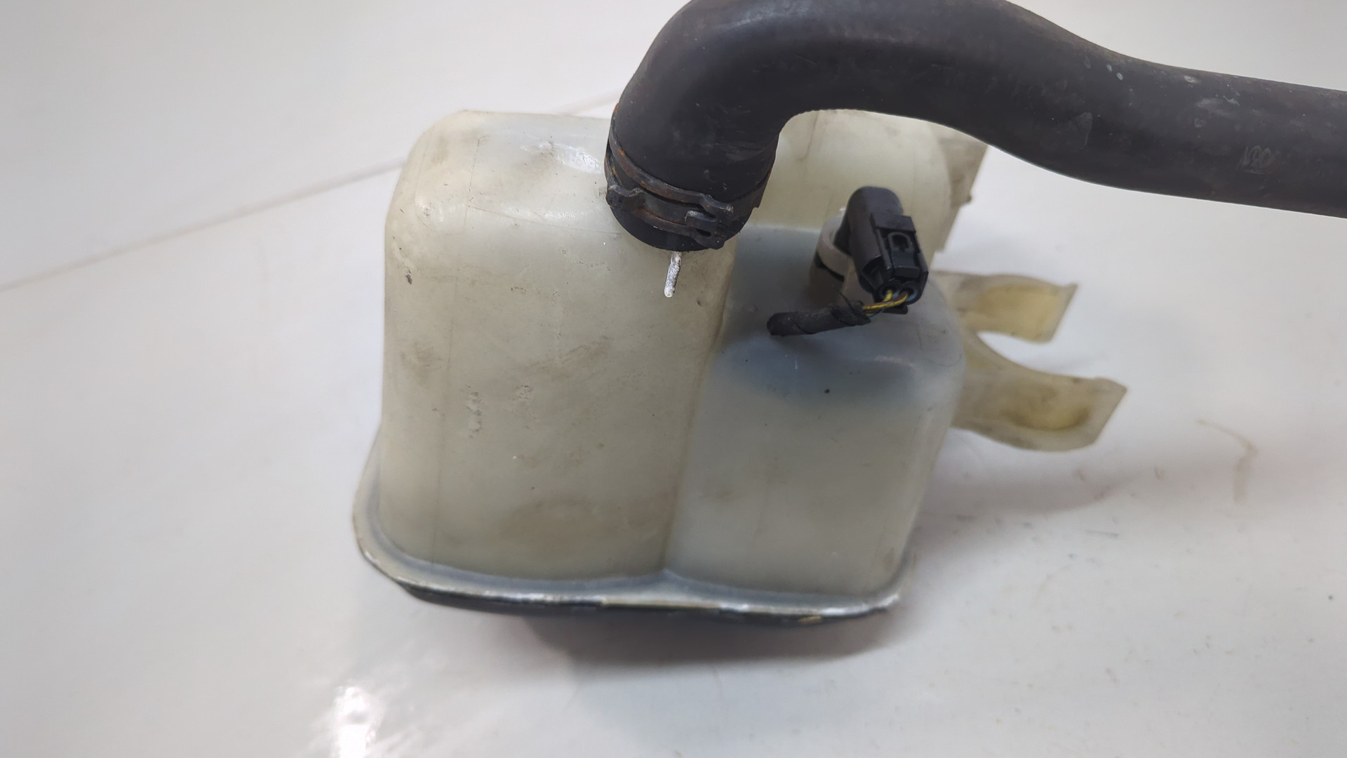 Бачок расширительный