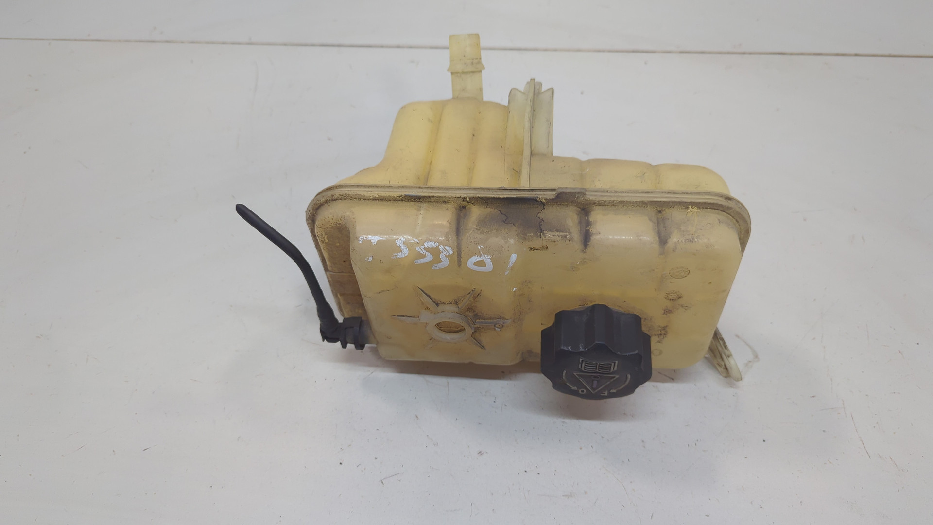 Бачок расширительный