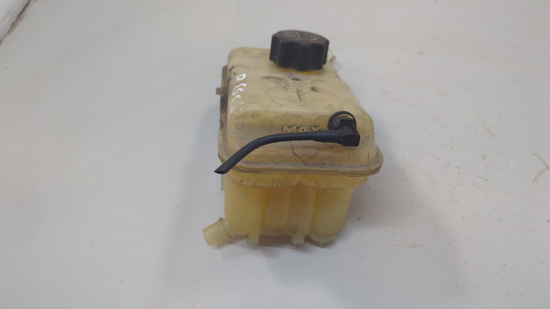 Бачок расширительный