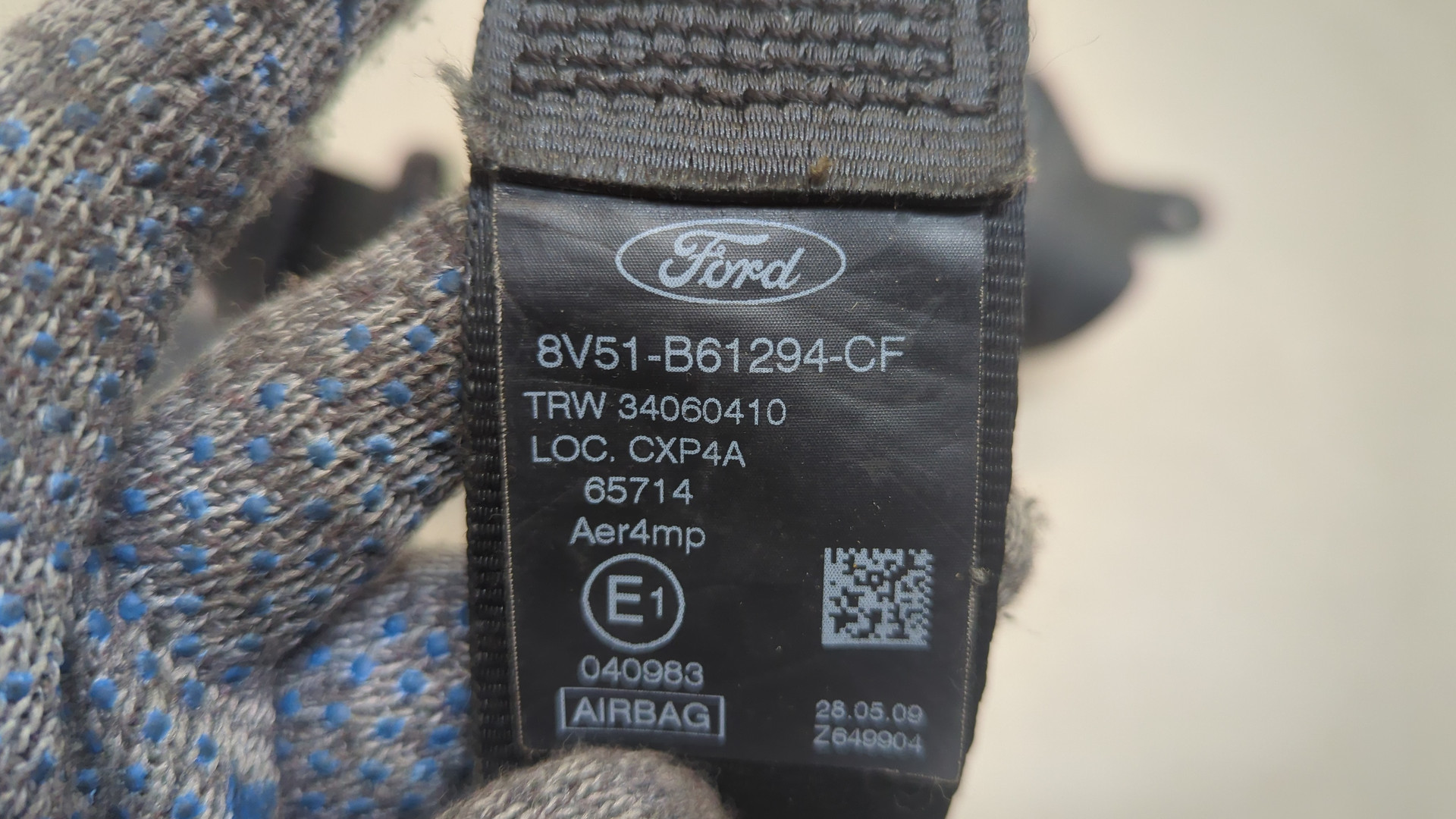 Ремень безопасности