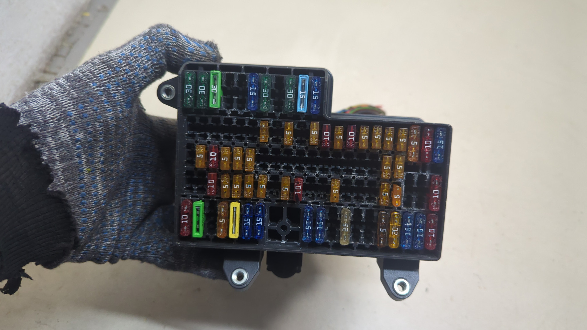 Блок предохранителей