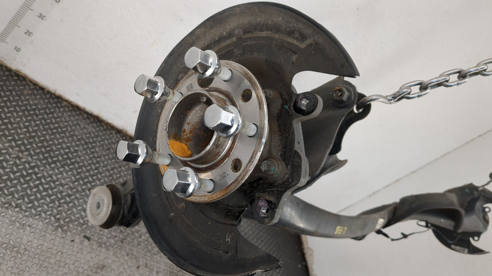 Балка задняя