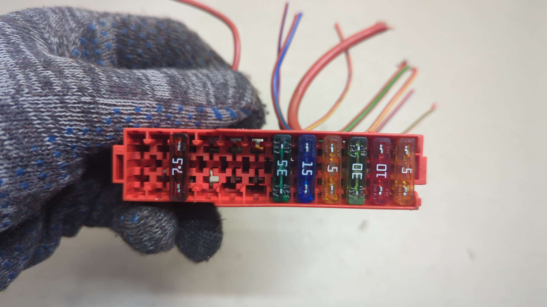 Блок предохранителей