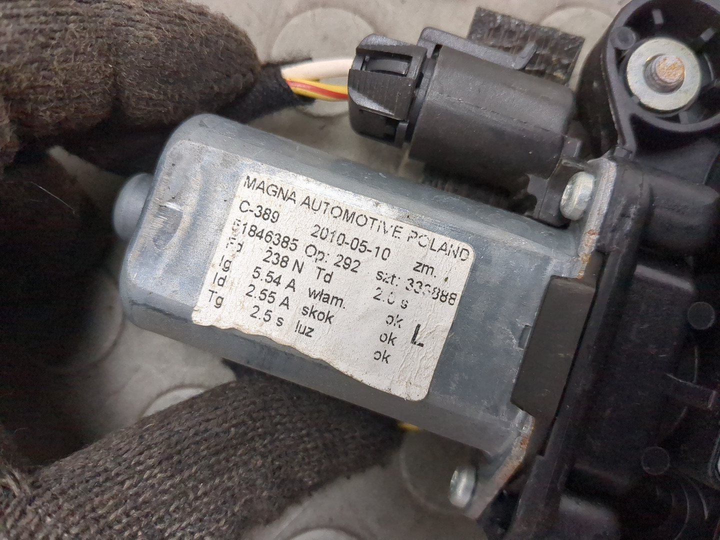 Стеклоподъемник электр. передний левый