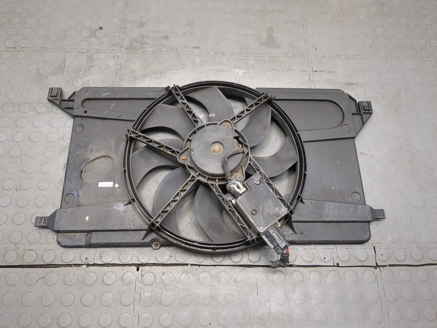 Вентилятор радиатора