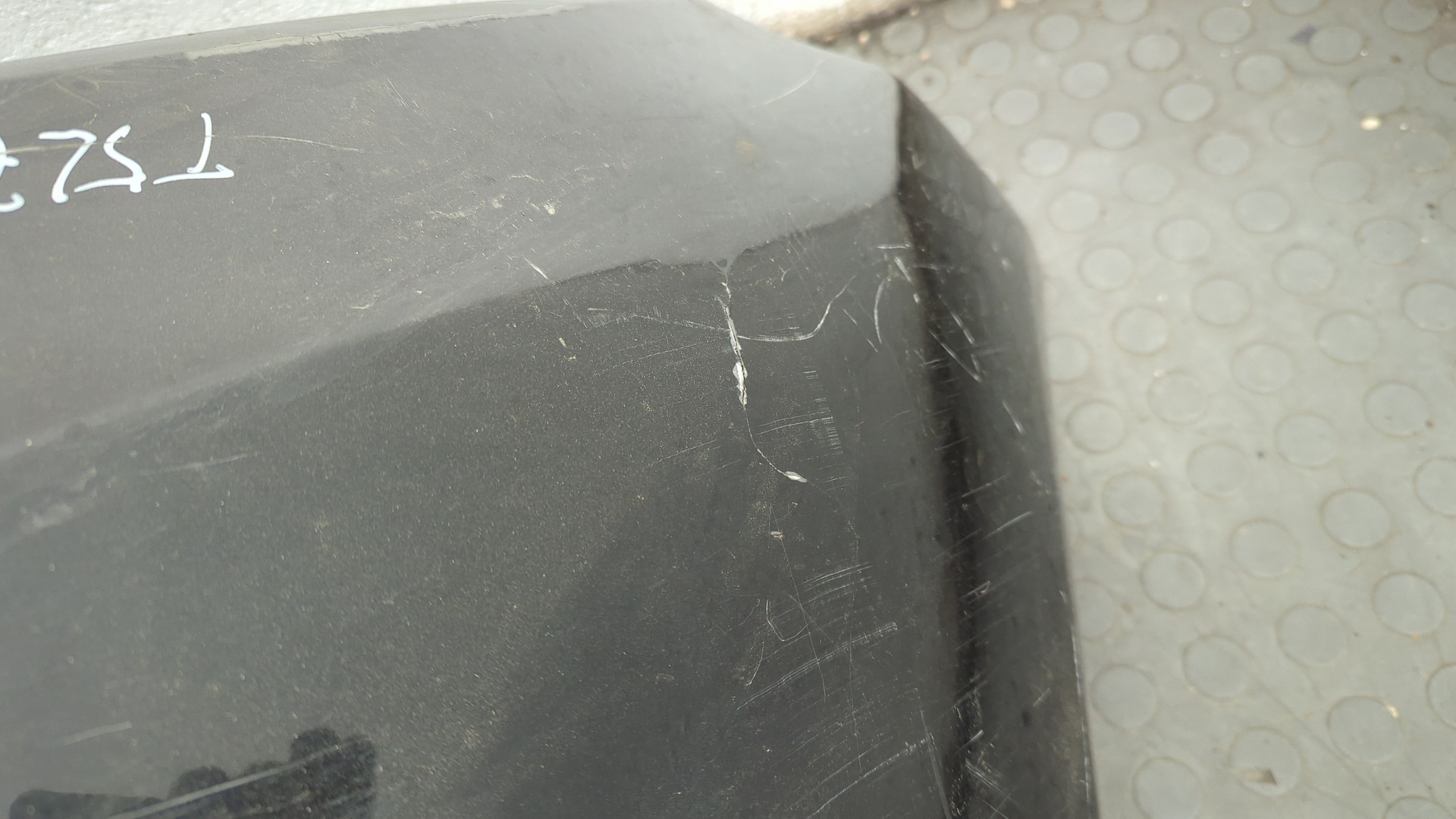 Бампер передний