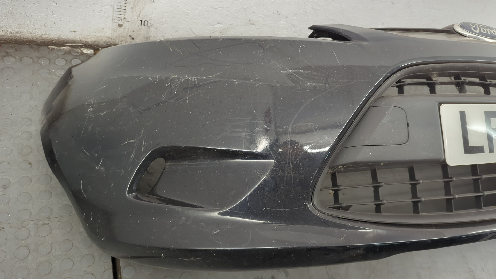 Бампер передний