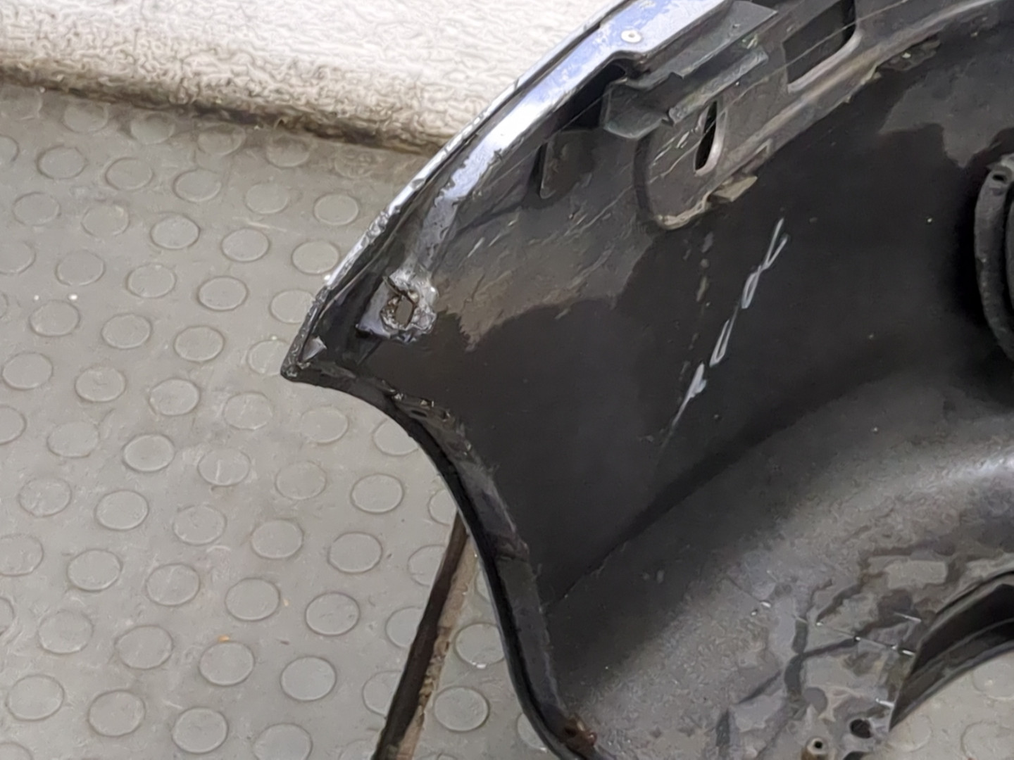 Бампер передний