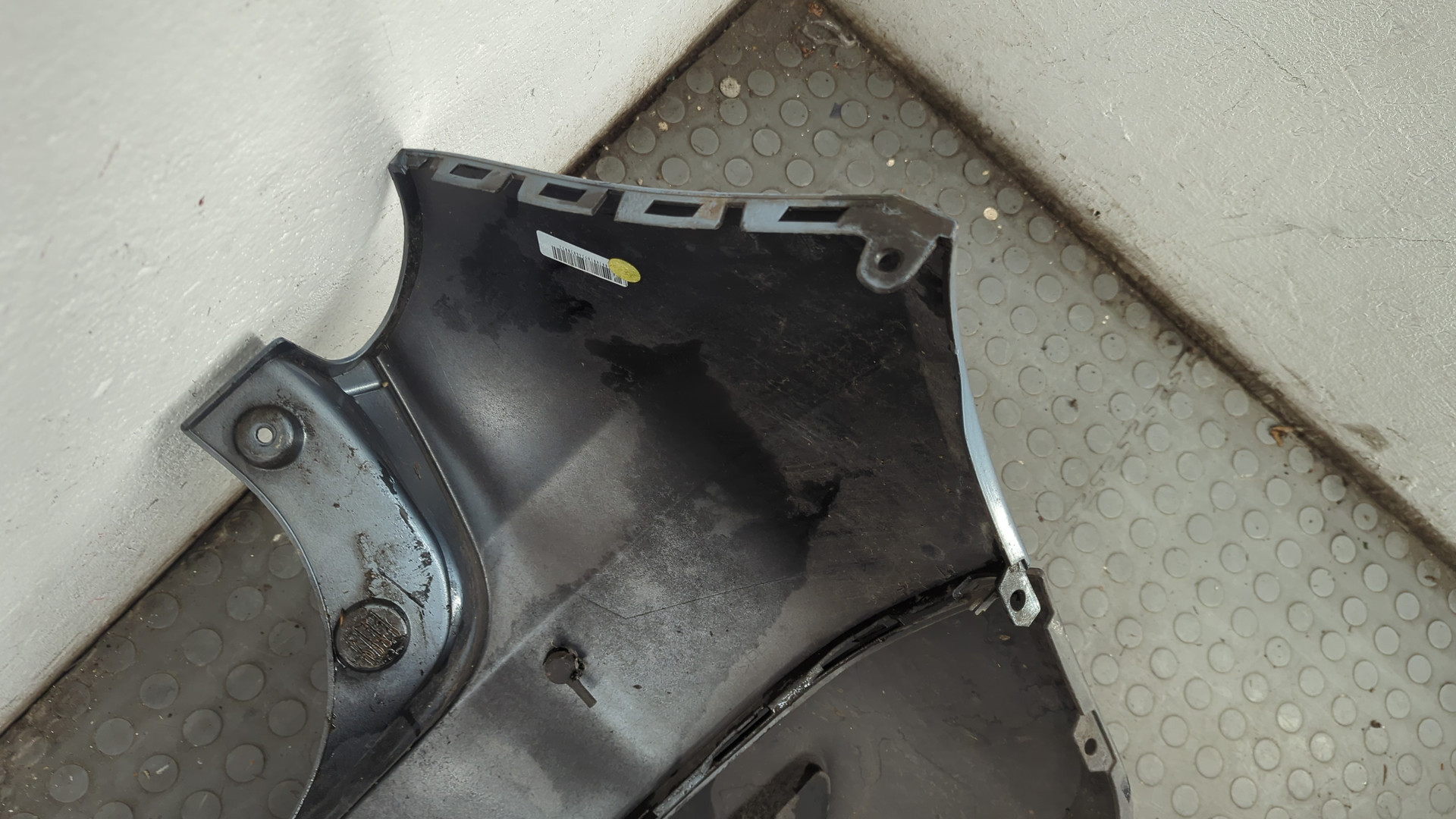 Бампер задний