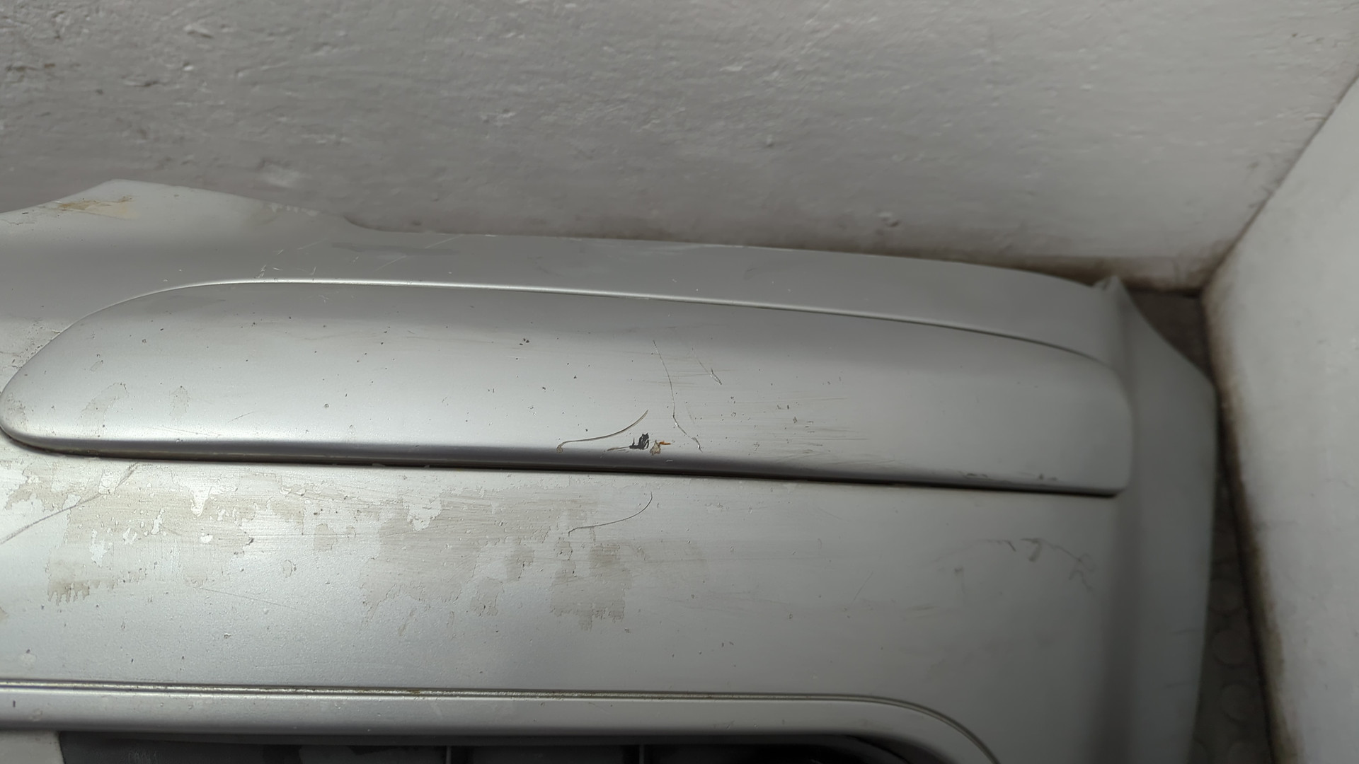 Бампер передний