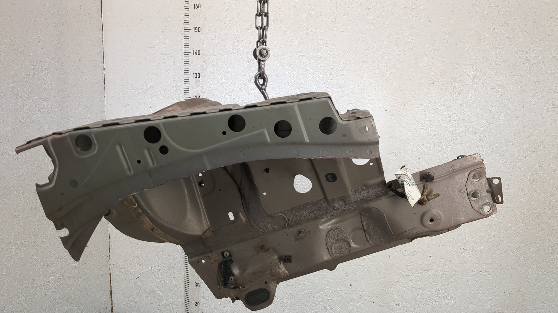 Лонжерон передний правый