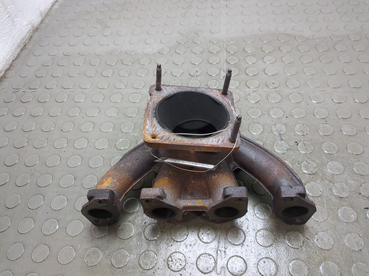 Коллектор выпускной