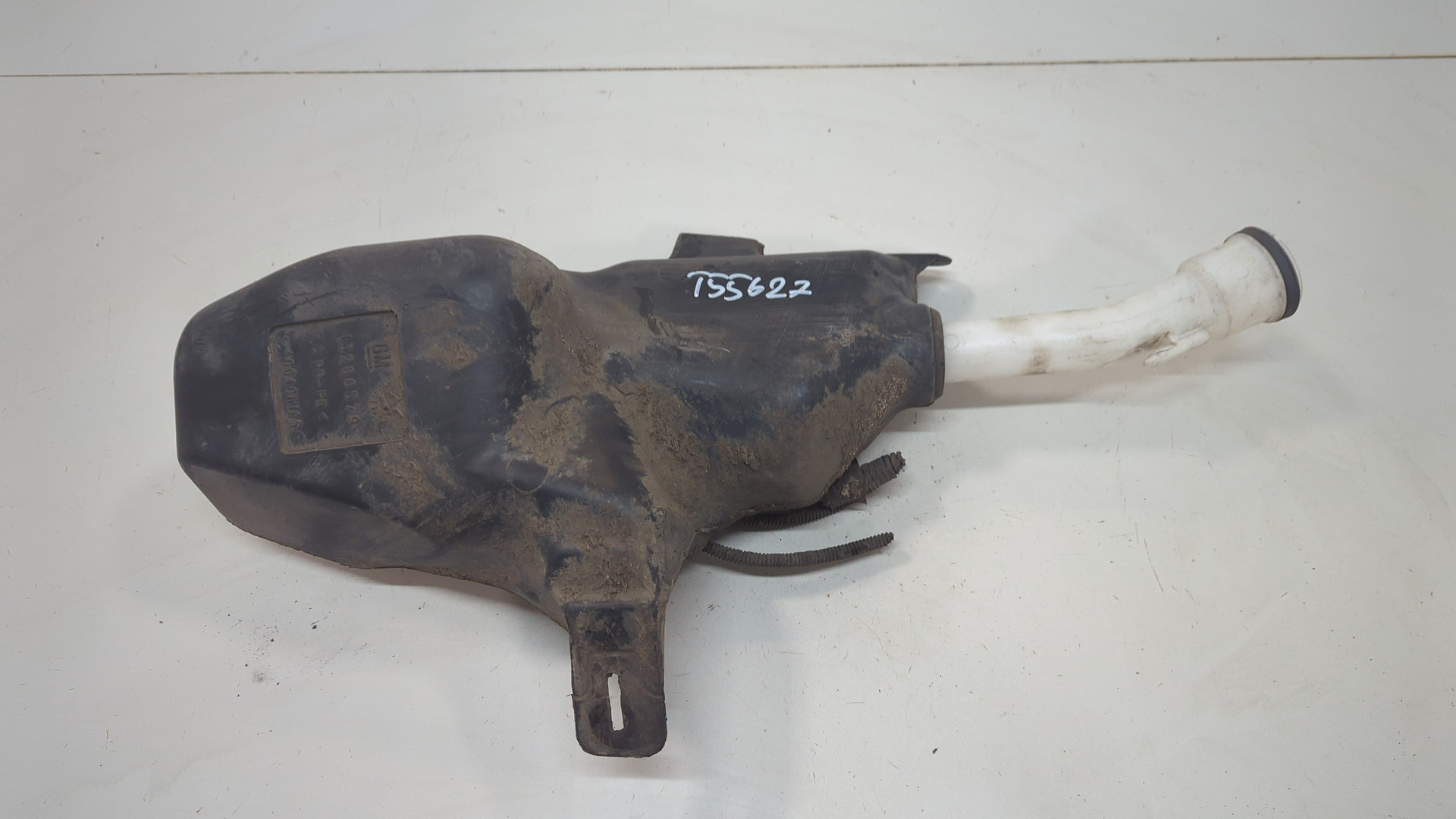 Бачок омывателя лобового стекла