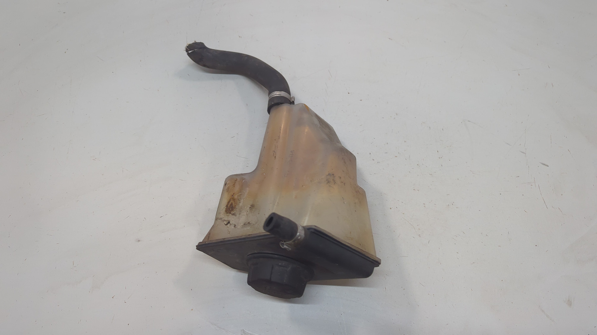 Бачок расширительный