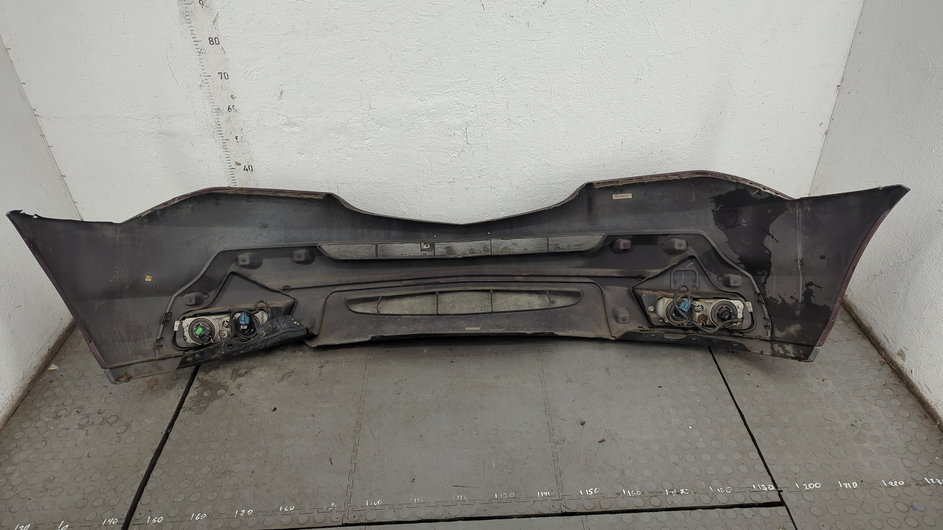 Бампер передний