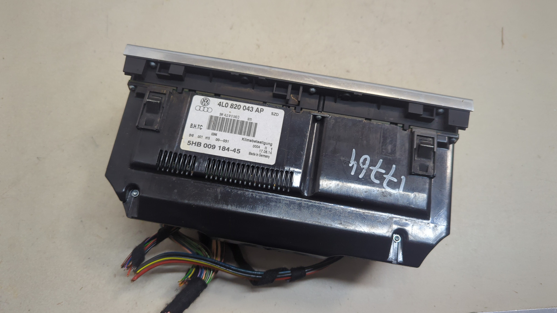 Переключатель отопителя