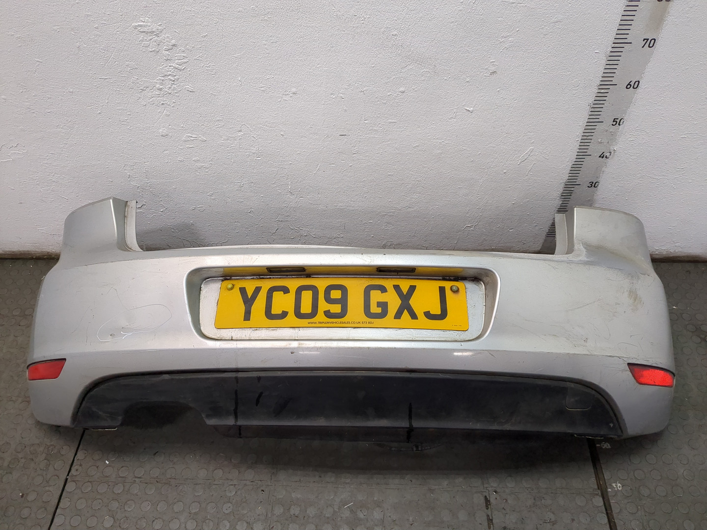 Бампер задний