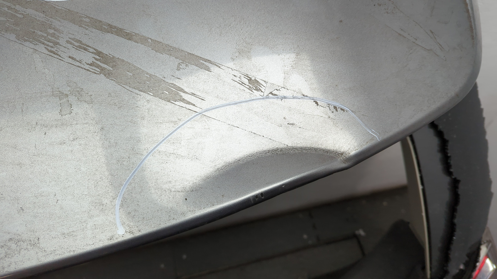 Дверь багажника