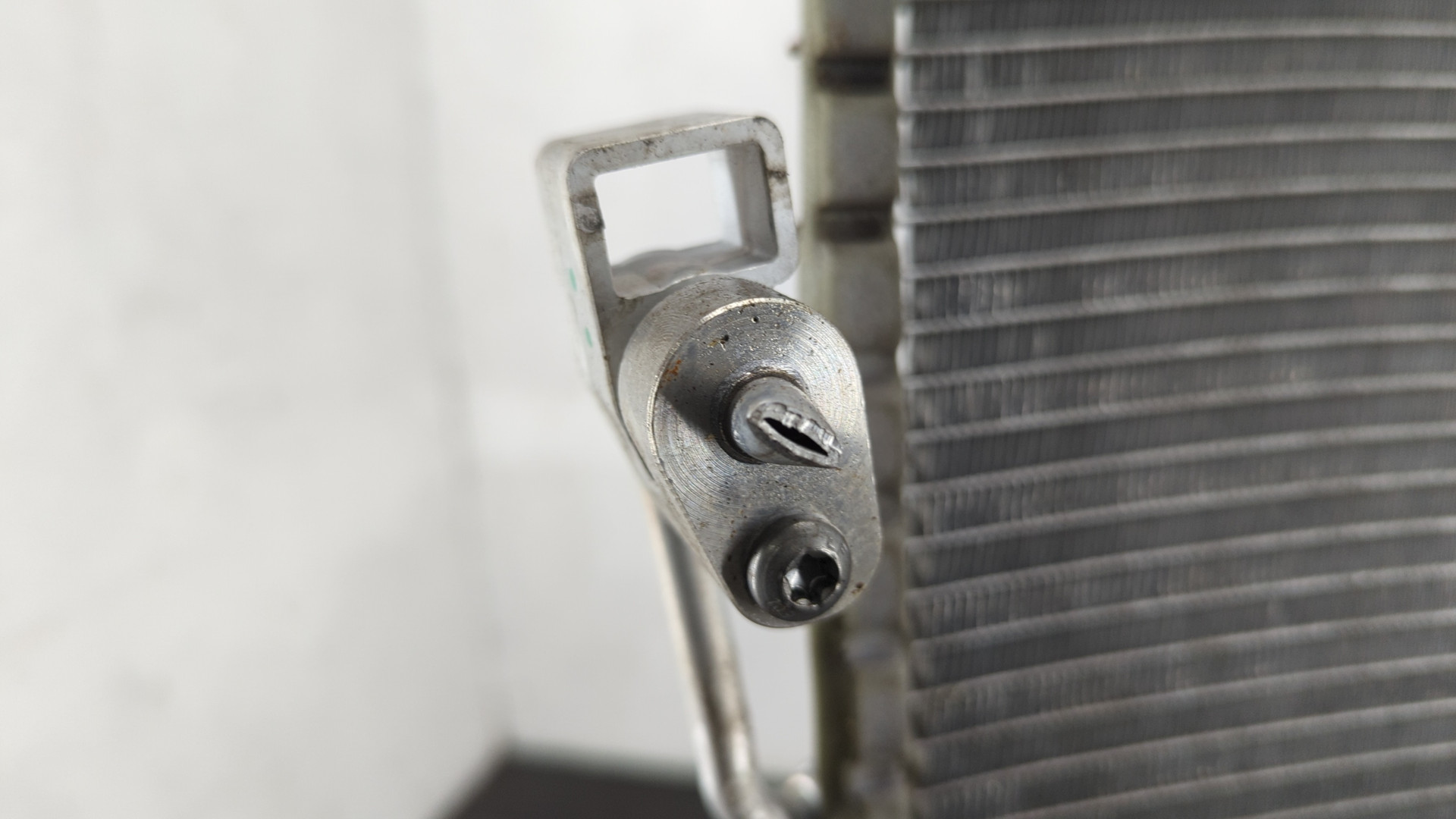 Радиатор кондиционера / конденсер