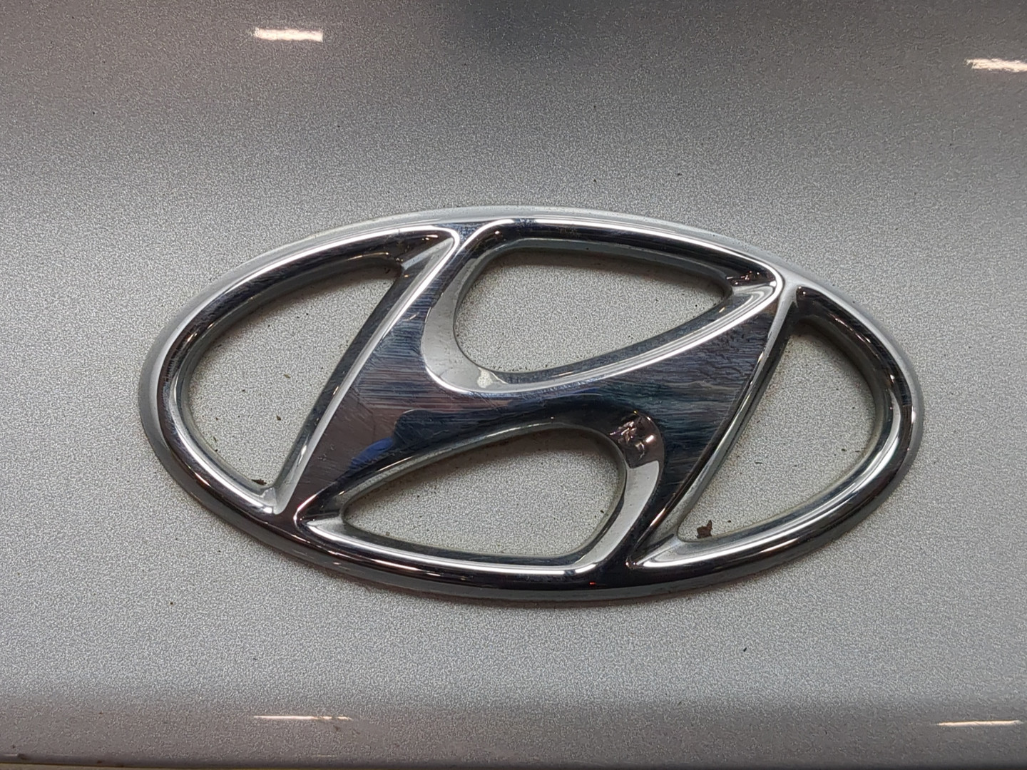 Дверь багажника