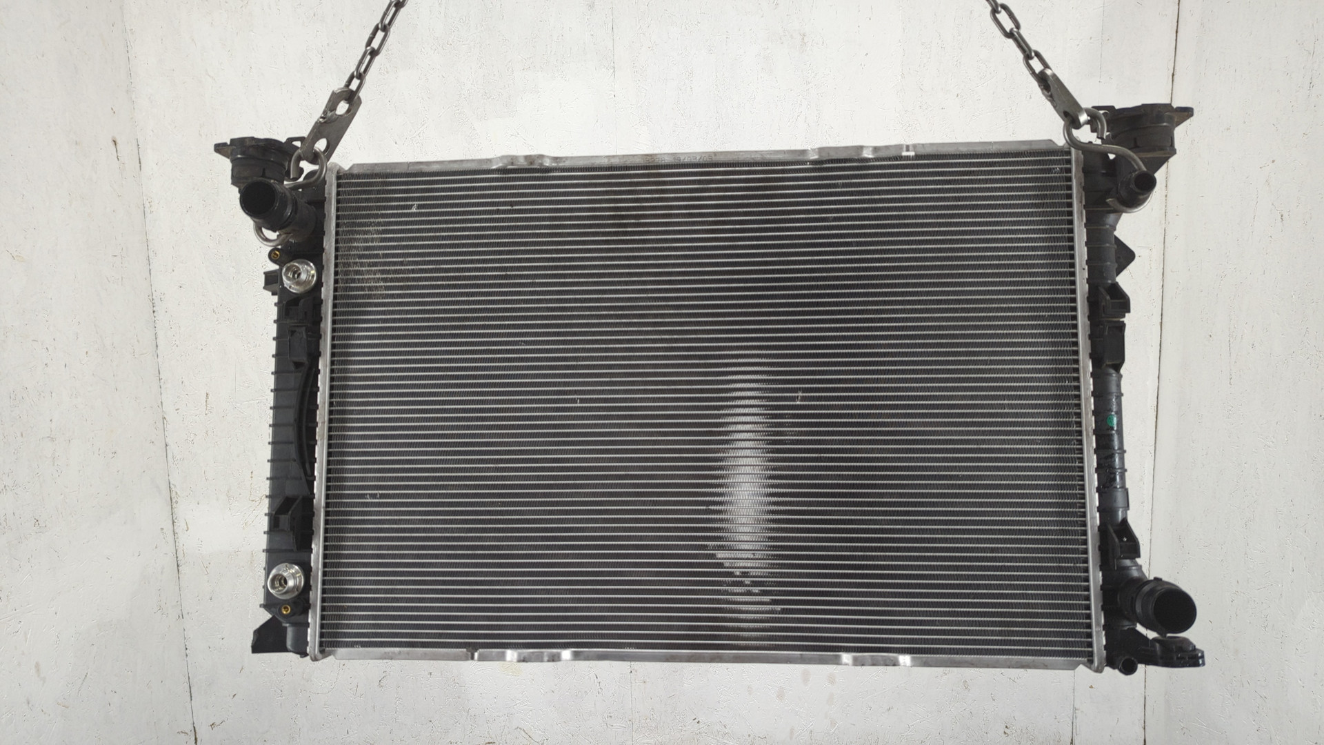 Радиатор охлаждения двигателя основной