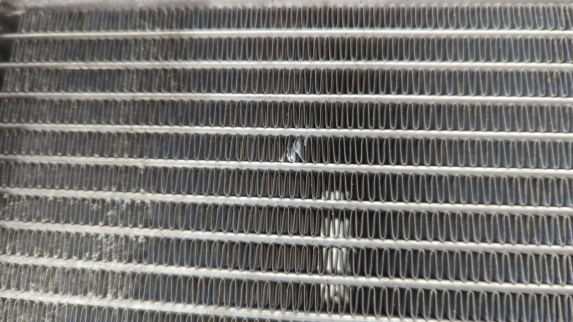 Радиатор охлаждения двигателя основной