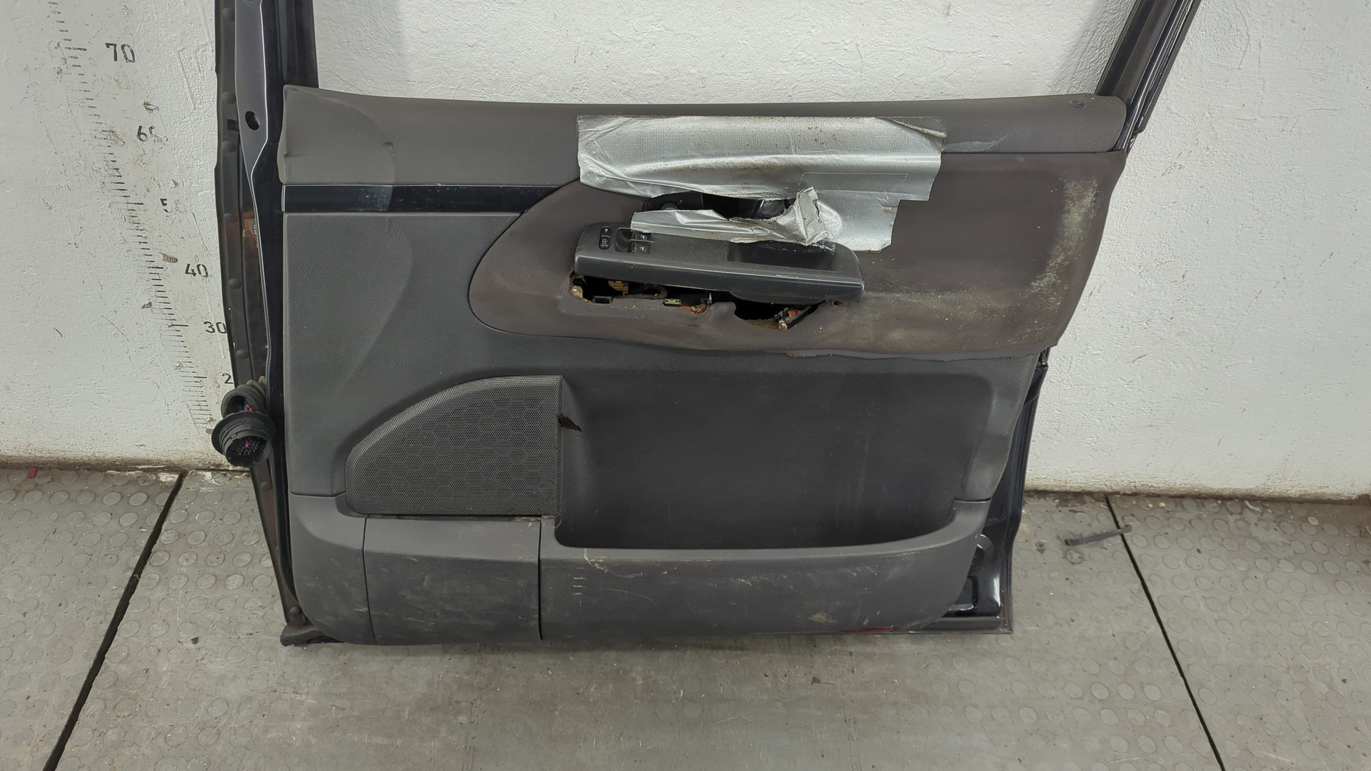 Дверь передняя правая