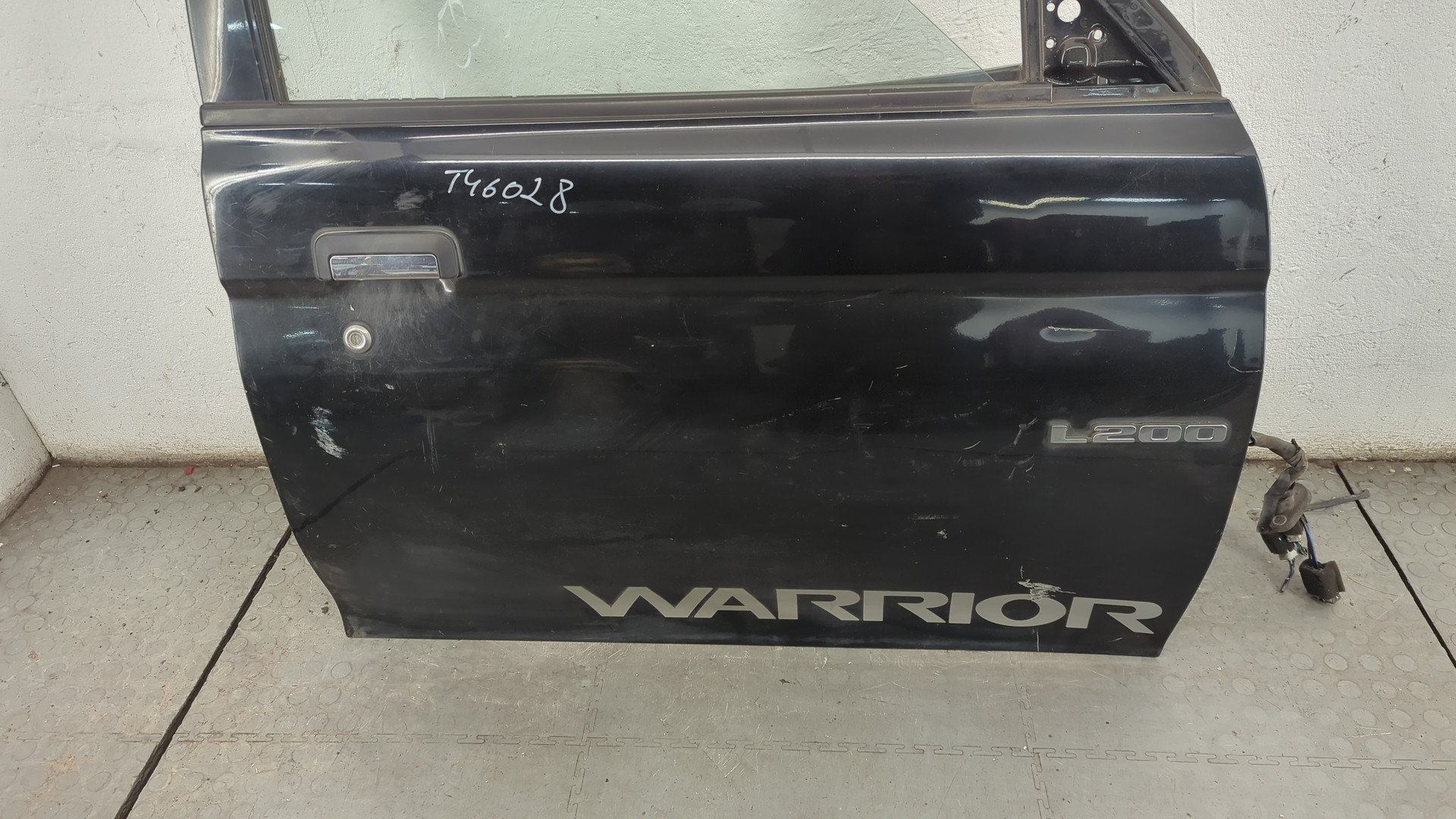 Дверь передняя правая