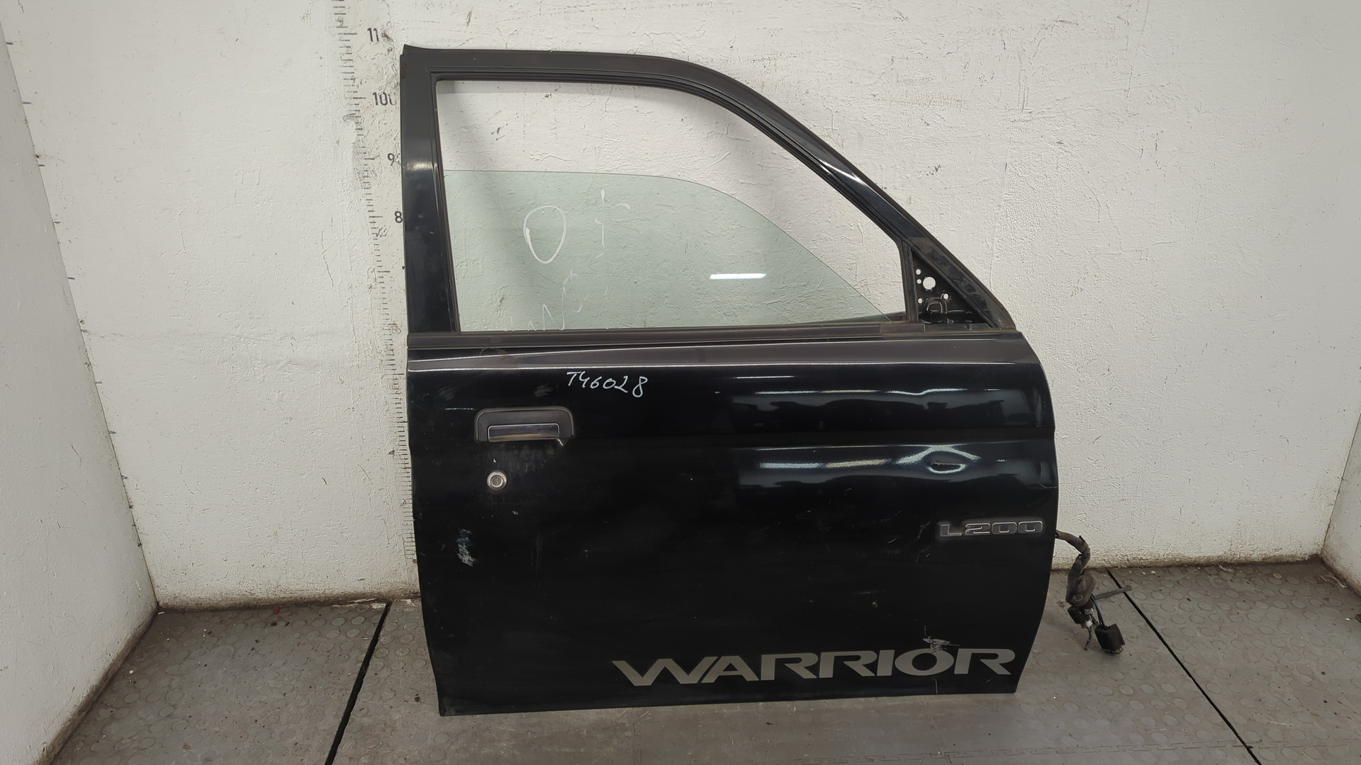 Дверь передняя правая