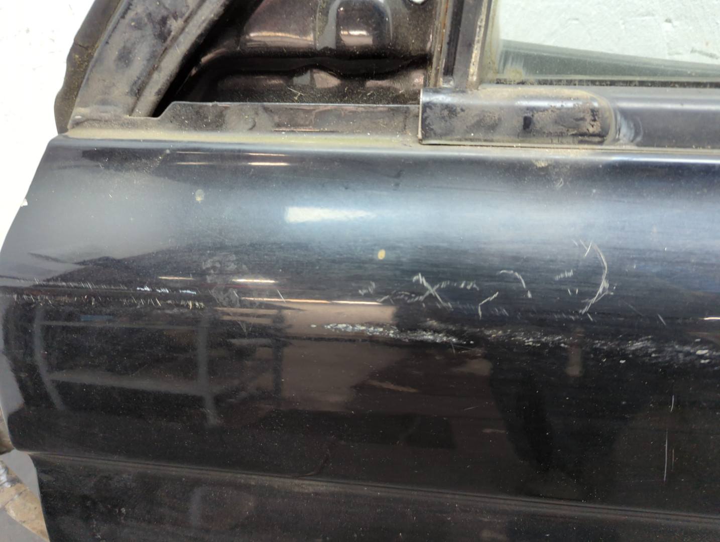 Дверь передняя левая