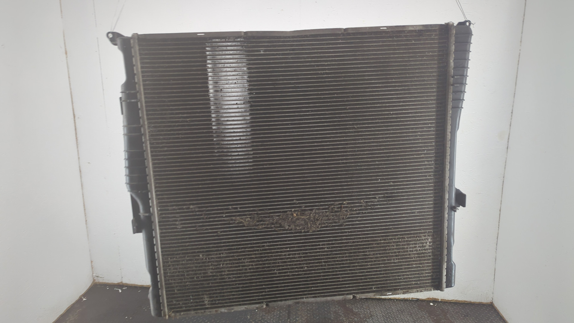 Радиатор охлаждения двигателя основной