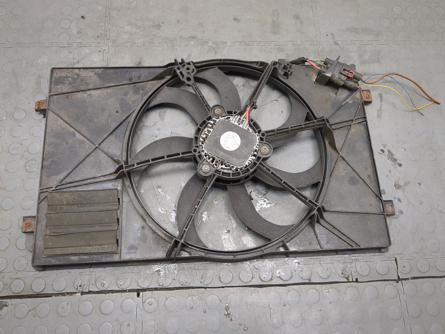 Вентилятор радиатора