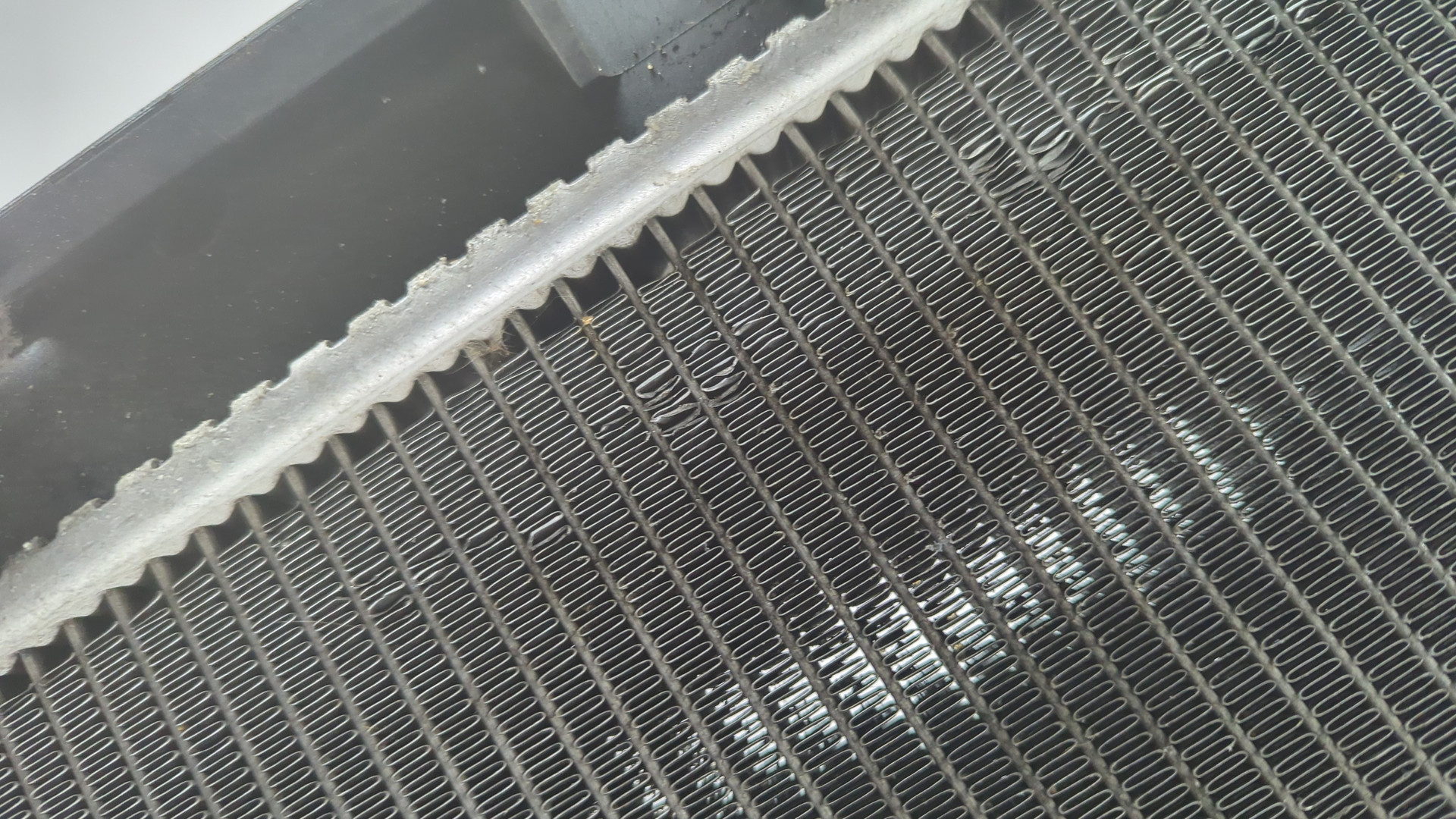 Радиатор охлаждения двигателя основной