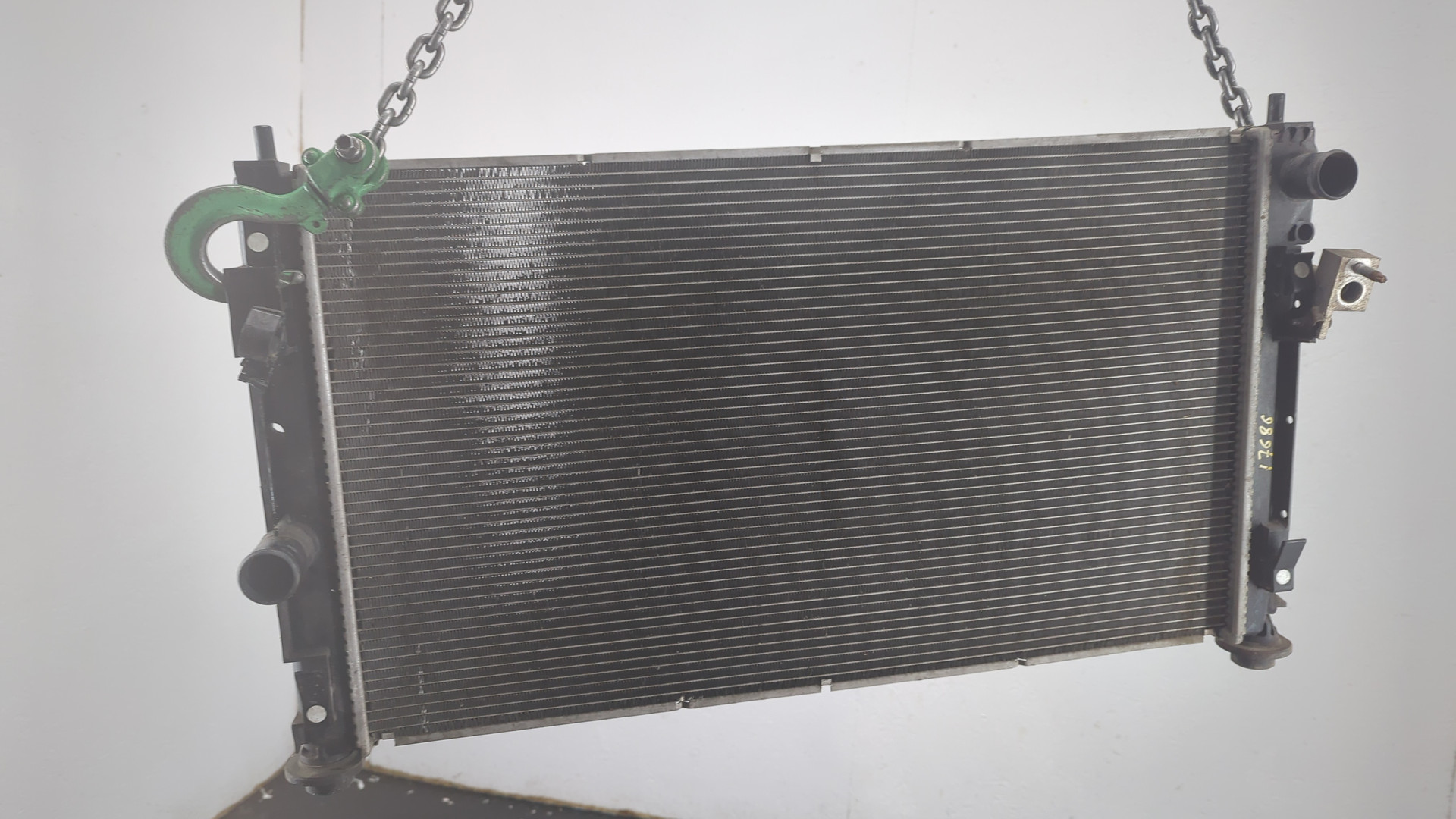 Радиатор охлаждения двигателя основной
