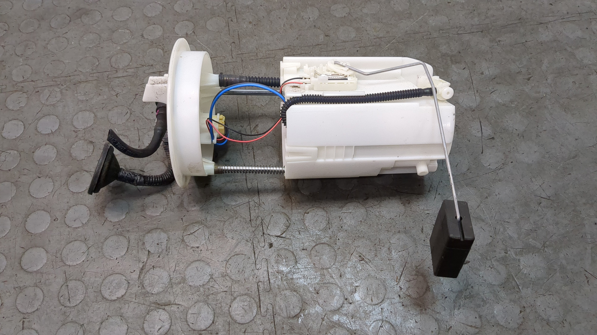 Насос топливный электрический