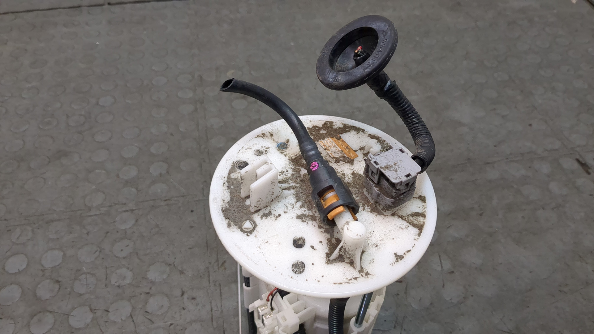 Насос топливный электрический