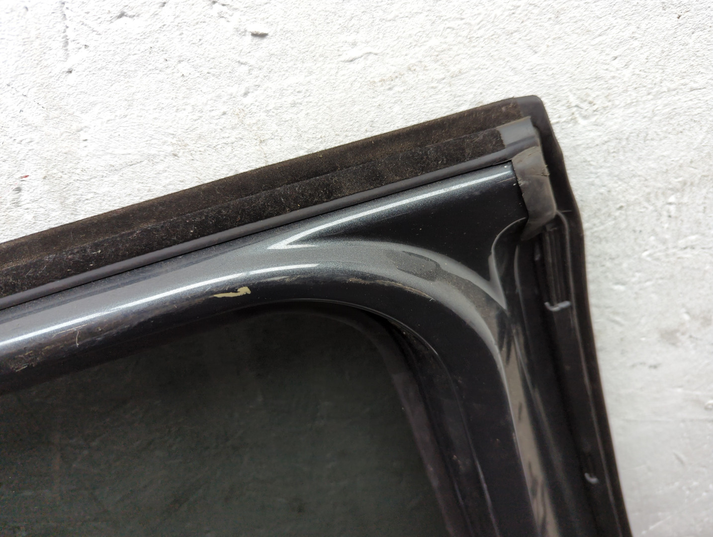 Дверь задняя левая