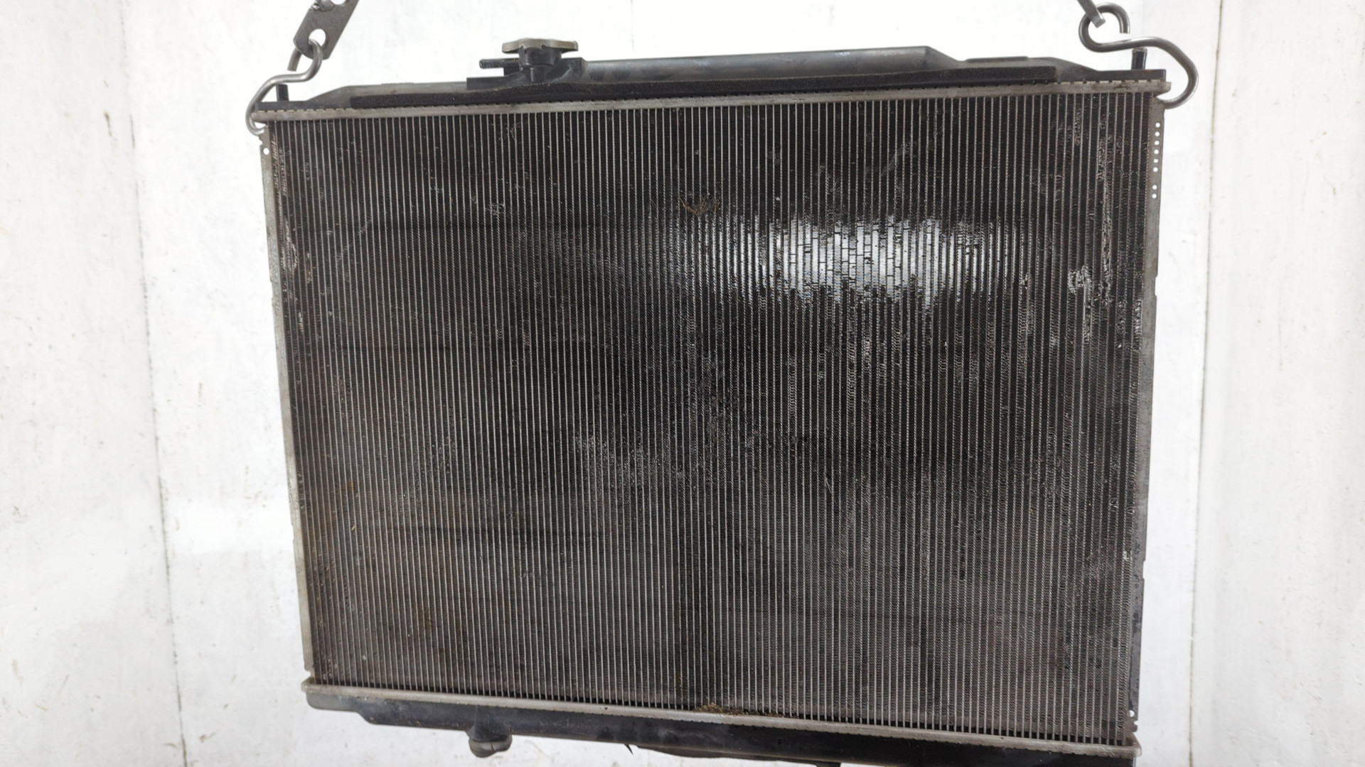 Радиатор охлаждения двигателя основной