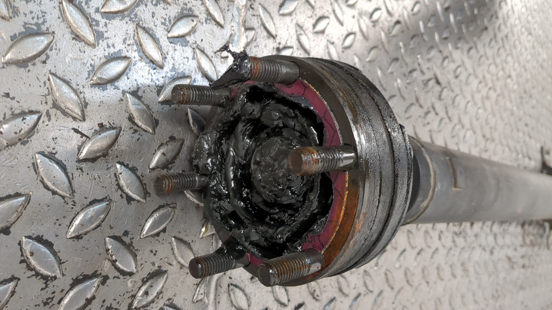 Вал карданный задний