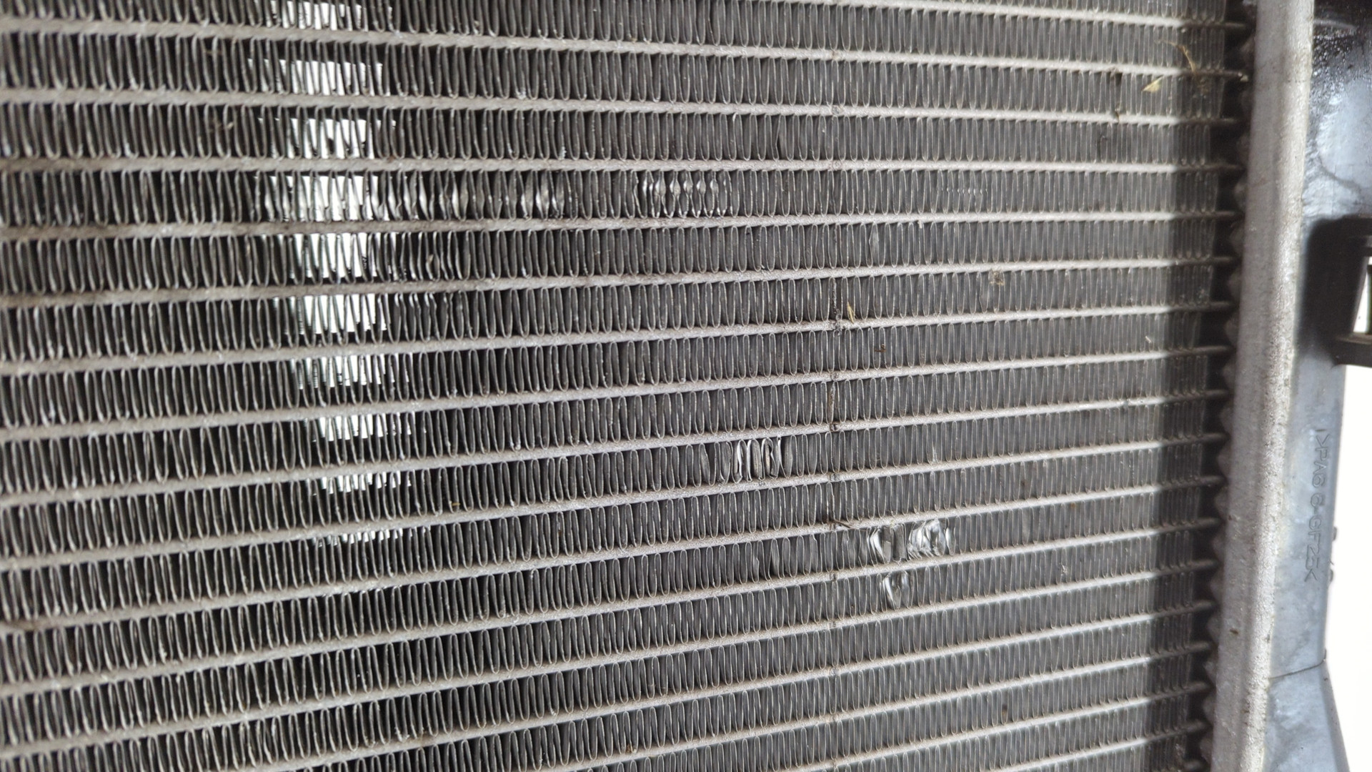 Радиатор охлаждения двигателя основной