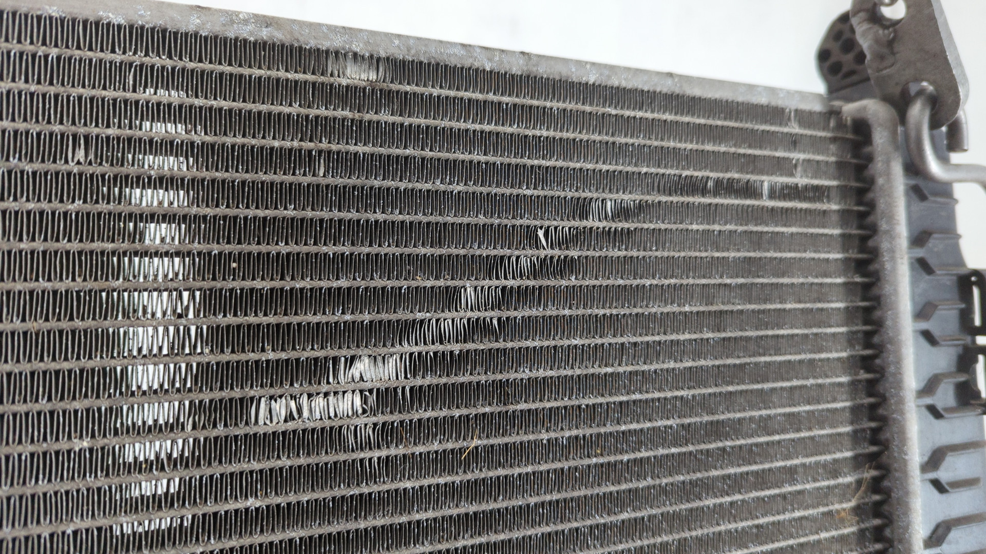 Радиатор охлаждения двигателя основной