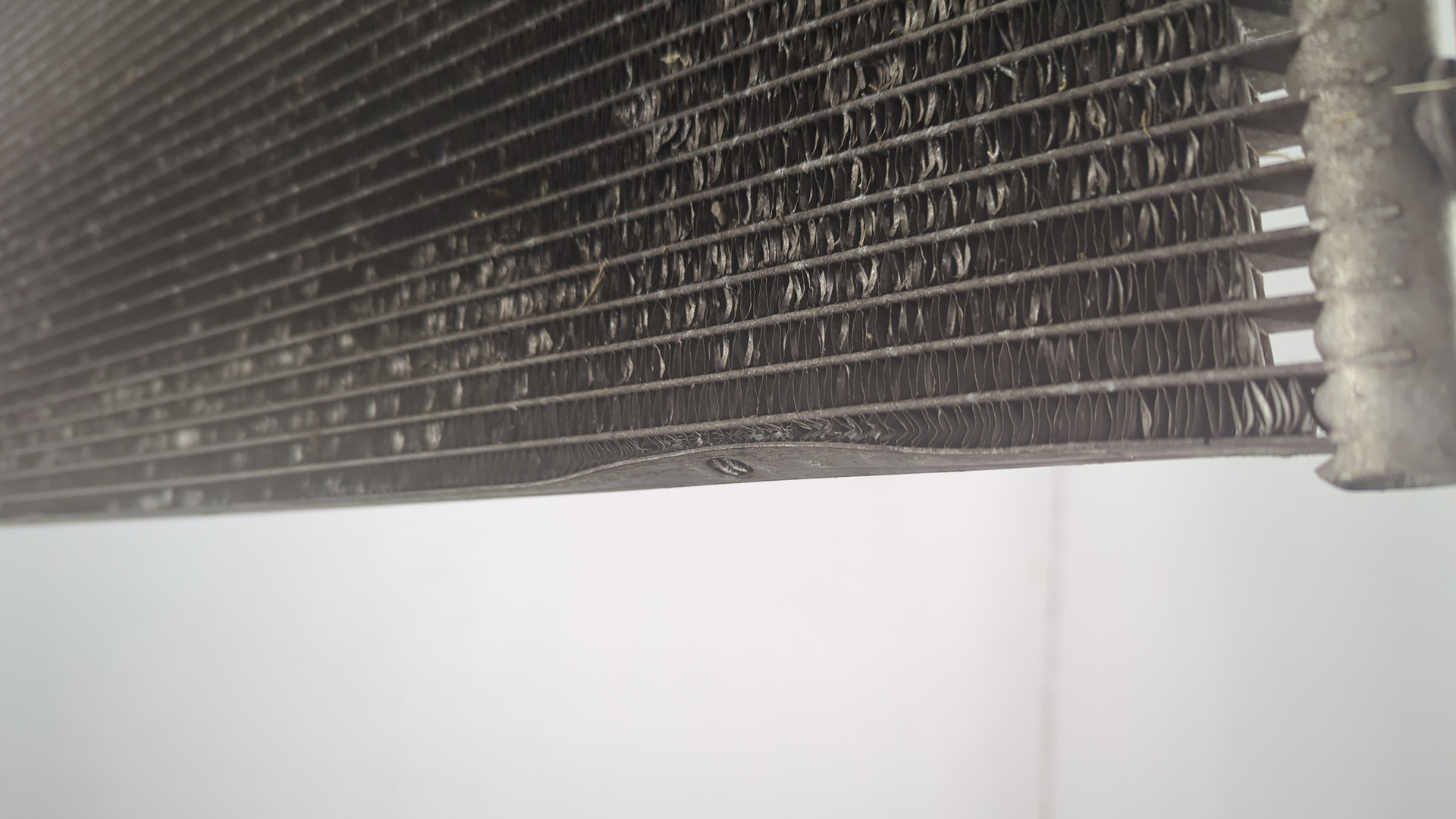 Радиатор кондиционера / конденсер