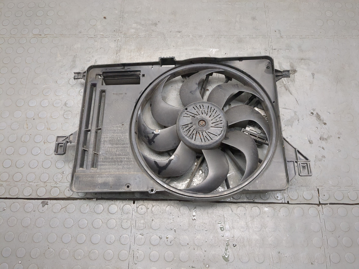 Вентилятор радиатора